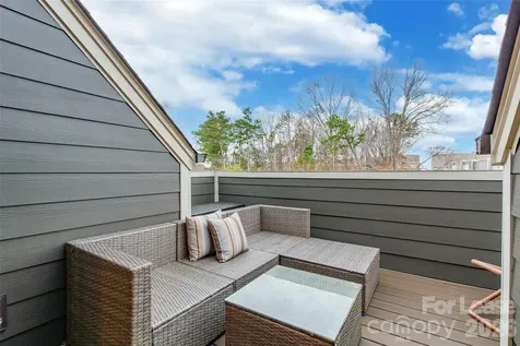 924 Broad River Lane Charlotte NC 28211