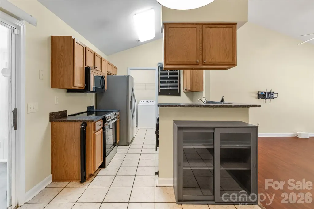 1303 Long Grass Court Charlotte NC 28216