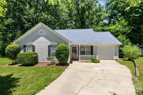 1303 Long Grass Court Charlotte NC 28216