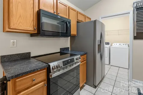 1303 Long Grass Court Charlotte NC 28216