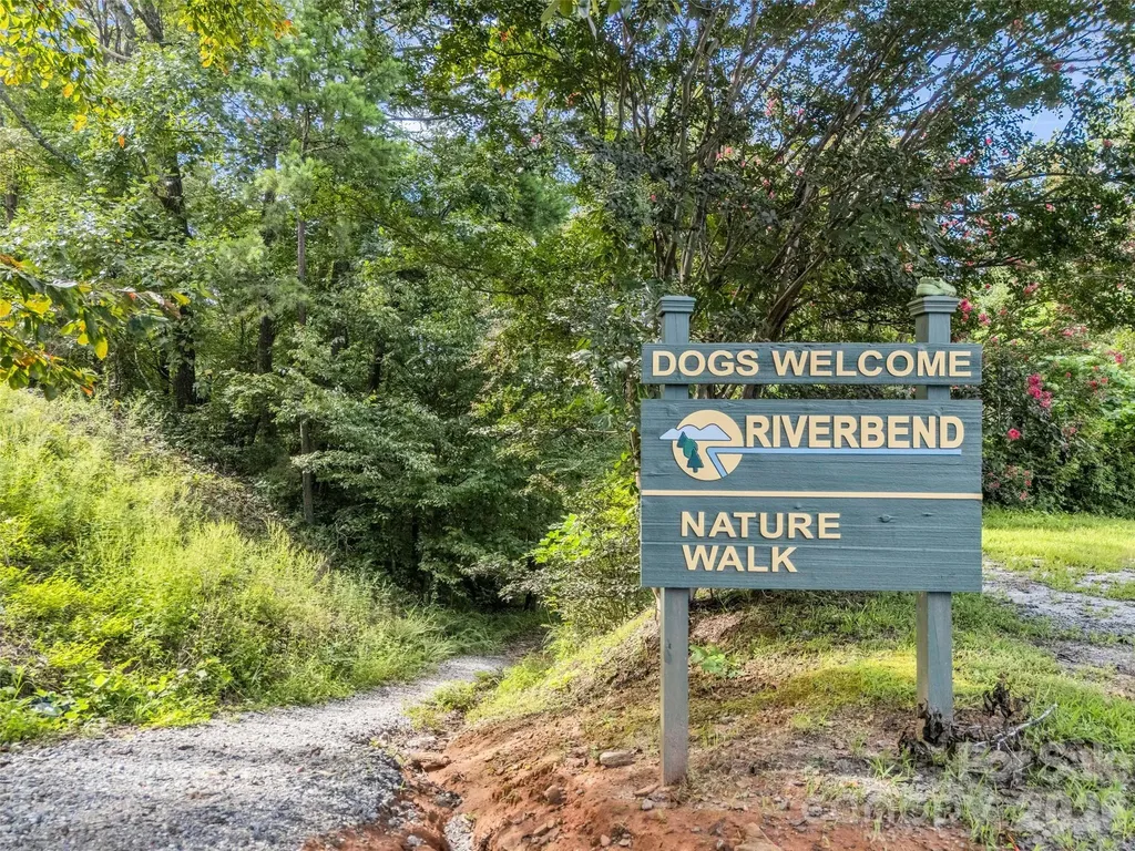 00 Chipmonk Trail Lake Lure NC 28746