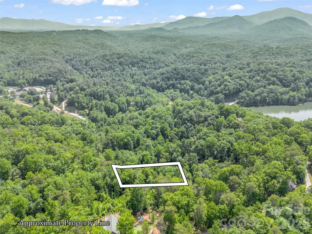 00 Chipmonk Trail Lake Lure NC 28746