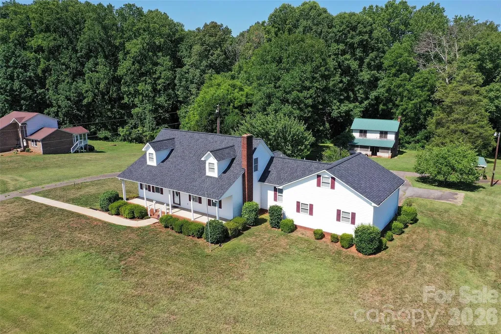 1630 Yadkin Valley Road Advance NC 27006