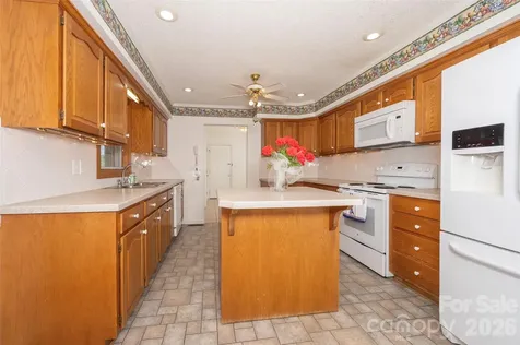 1630 Yadkin Valley Road Advance NC 27006