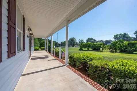 1630 Yadkin Valley Road Advance NC 27006