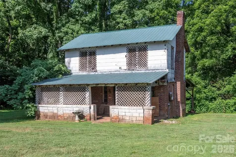1630 Yadkin Valley Road Advance NC 27006