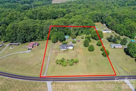 1630 Yadkin Valley Road Advance NC 27006