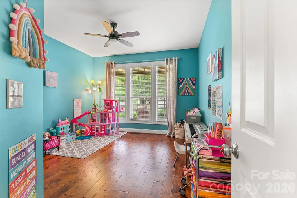 1900 Austin Place Lane Winston Salem NC 27127
