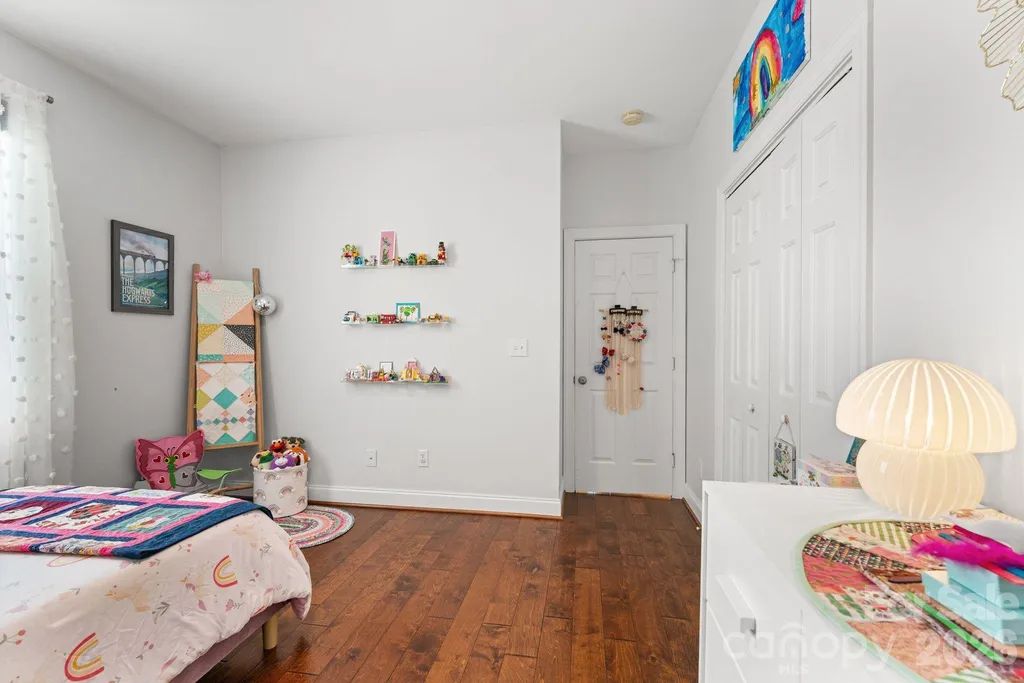 1900 Austin Place Lane Winston Salem NC 27127