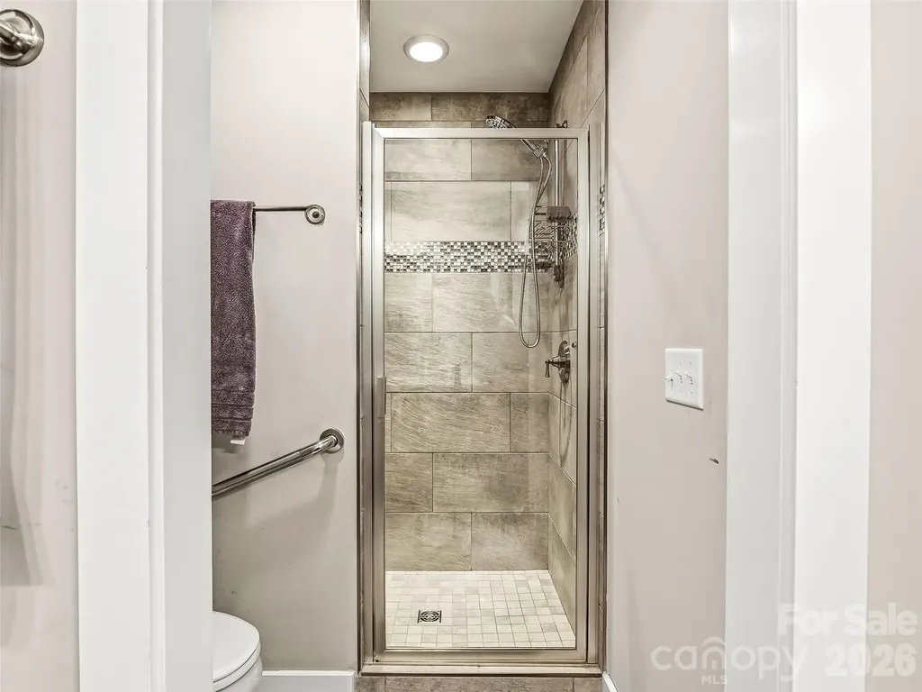 39 Braeburn Way Flat Rock NC 28731