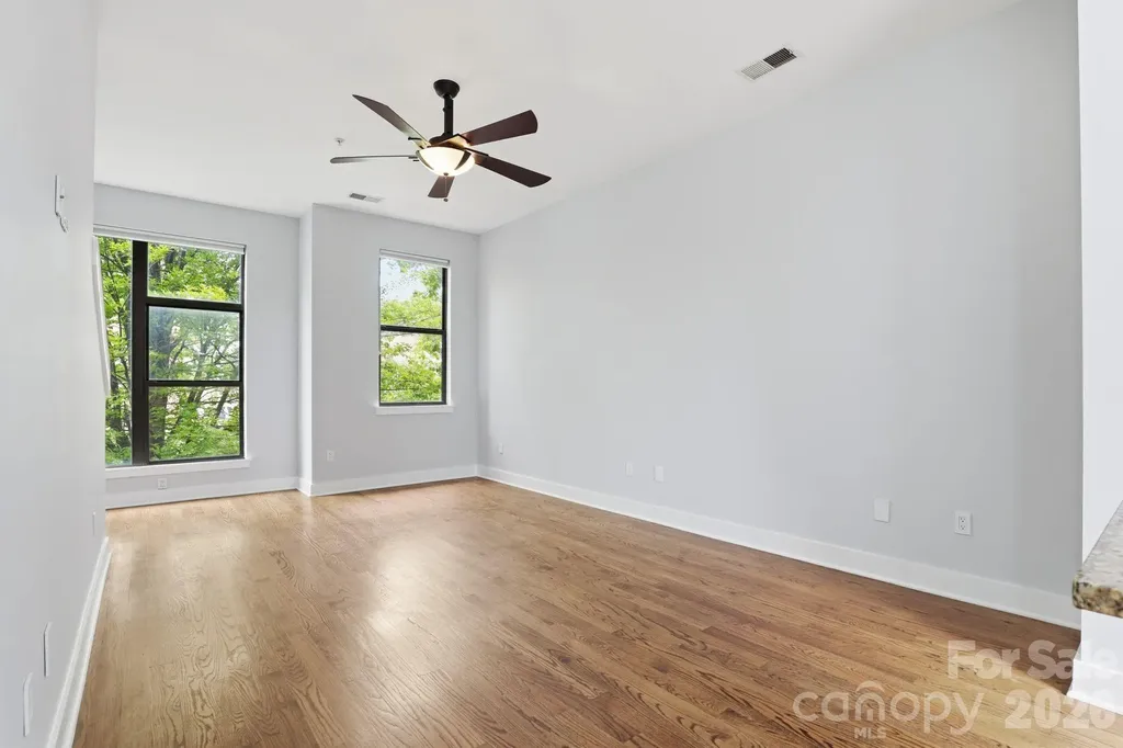 526 N Mcdowell Street Charlotte NC 28204