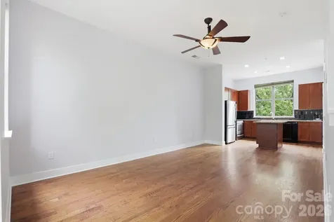 526 N Mcdowell Street Charlotte NC 28204