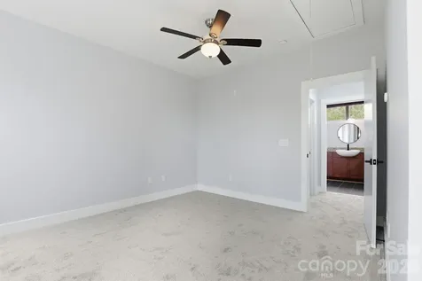 526 N Mcdowell Street Charlotte NC 28204