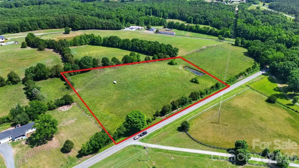 12523 Oak Grove Road Stanfield NC 28163