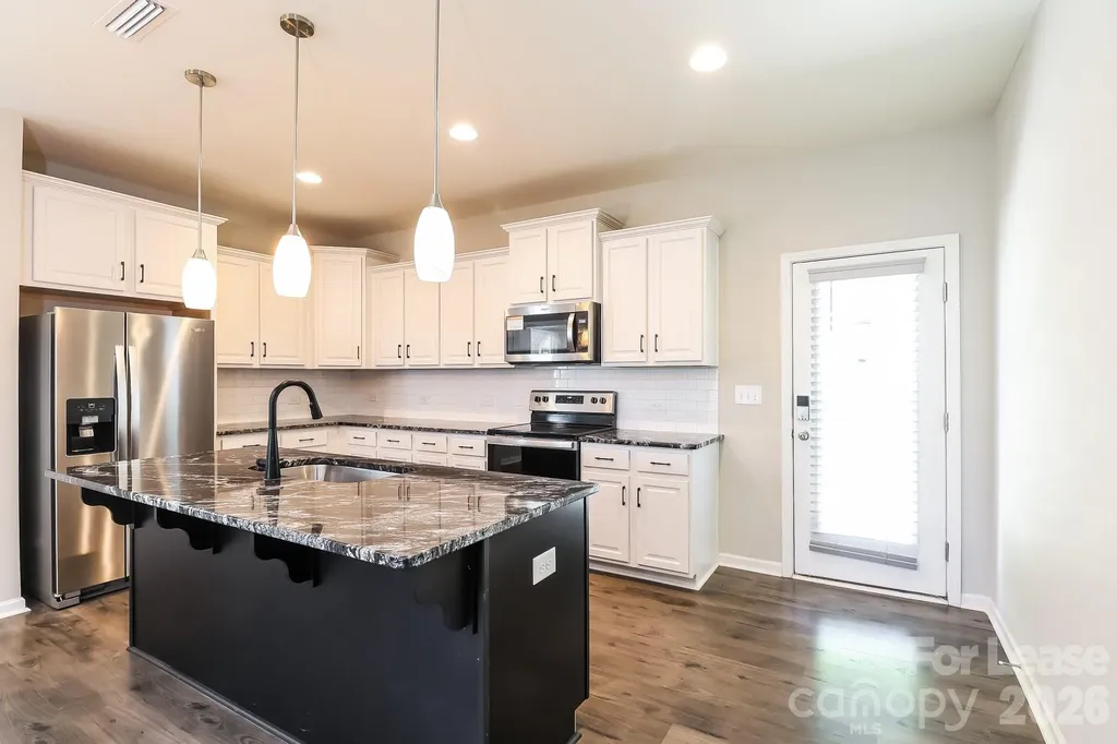 2692 Andes Drive Statesville NC 28625