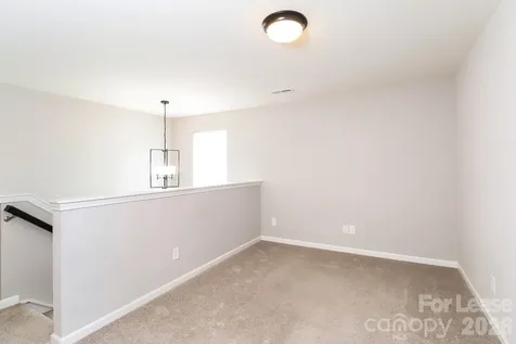 2692 Andes Drive Statesville NC 28625