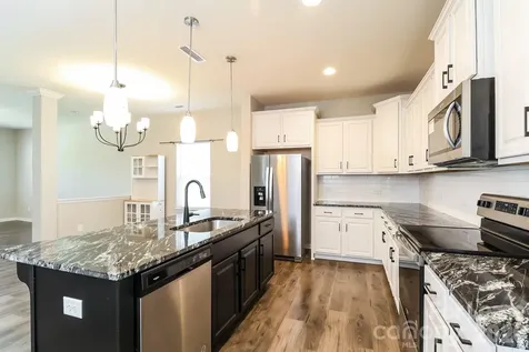 2692 Andes Drive Statesville NC 28625