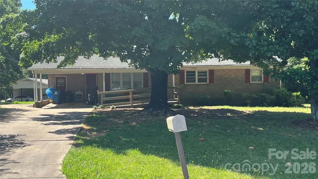 1920 Johnstown Road Crouse NC 28033