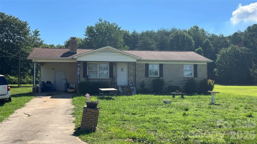 1920 Johnstown Road Crouse NC 28033
