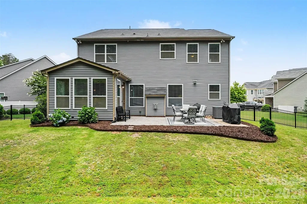2702 Cheverny Place Concord NC 28027