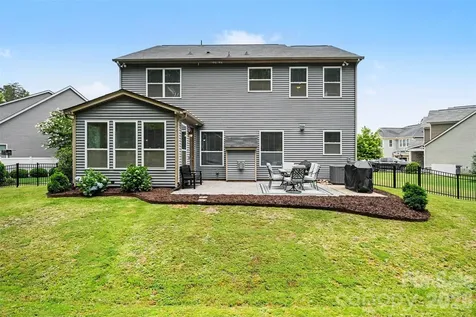 2702 Cheverny Place Concord NC 28027