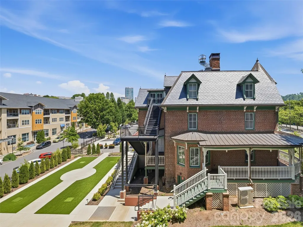 145 Biltmore Avenue Asheville NC 28801