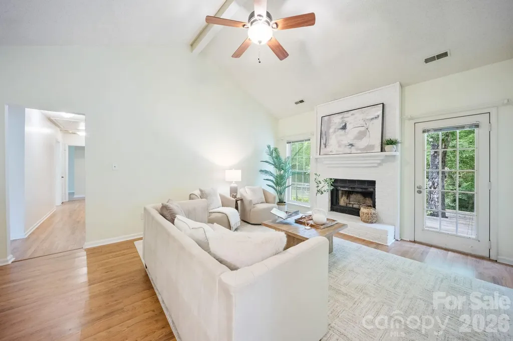 11833 Post Ridge Court Charlotte NC 28226
