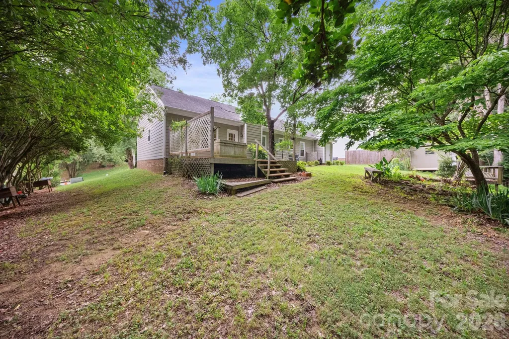 11833 Post Ridge Court Charlotte NC 28226