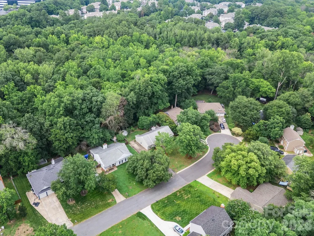 11833 Post Ridge Court Charlotte NC 28226
