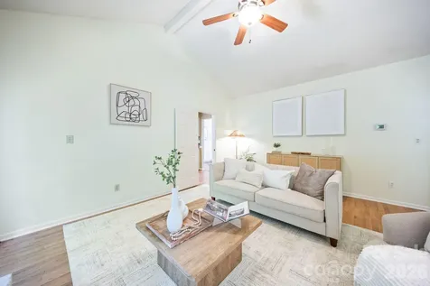 11833 Post Ridge Court Charlotte NC 28226