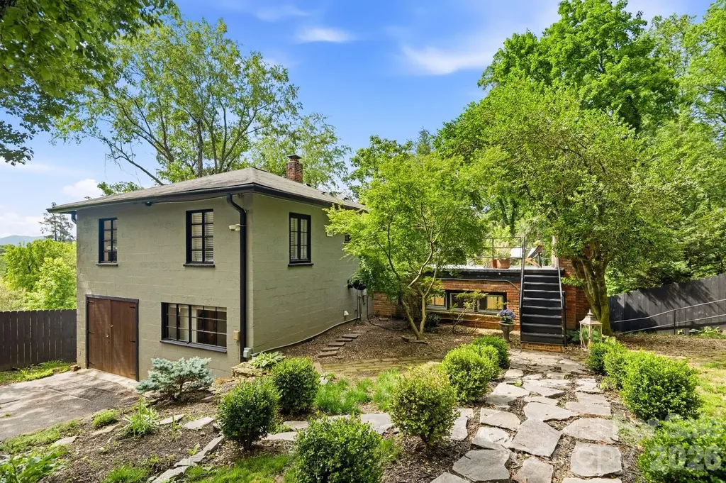 Asheville NC, 38 Aurora Drive