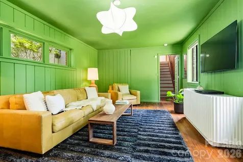 38 Aurora Drive Asheville NC 28805