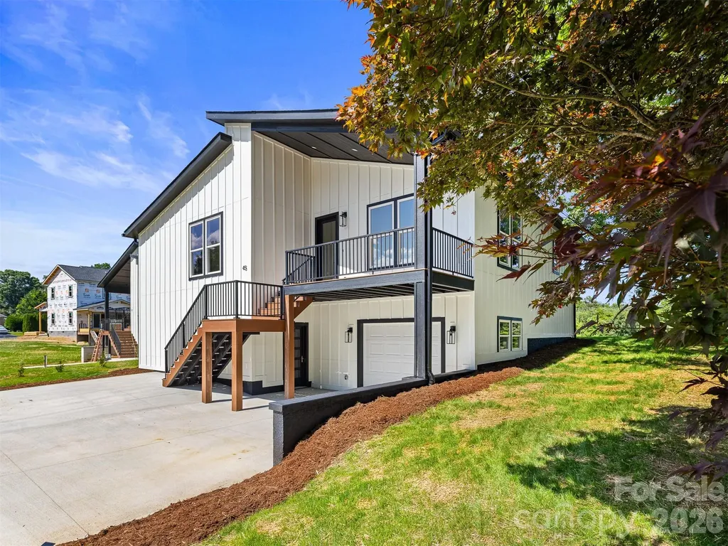 45 Klimovych Road Hendersonville NC 28792