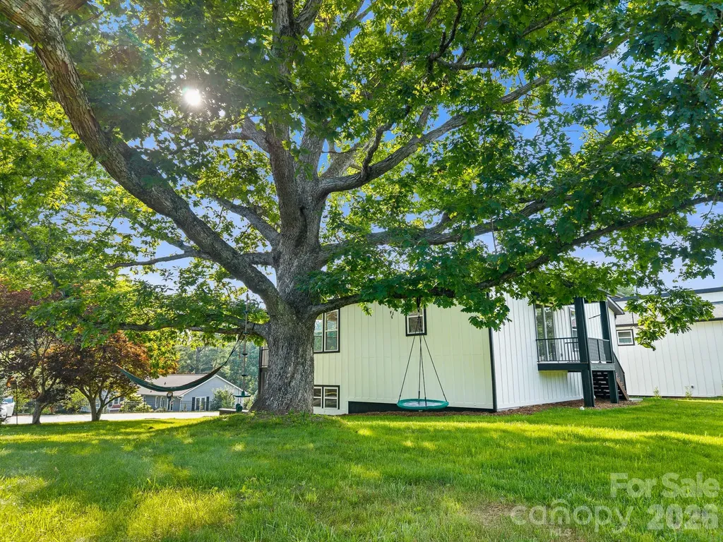 45 Klimovych Road Hendersonville NC 28792