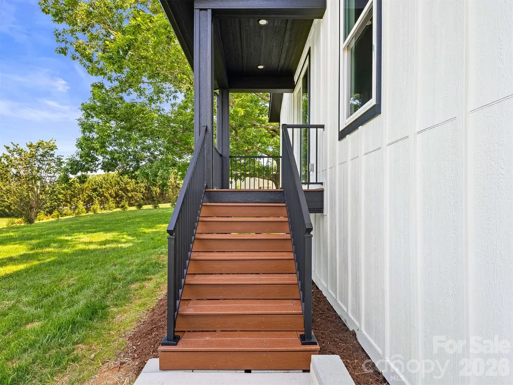 45 Klimovych Road Hendersonville NC 28792