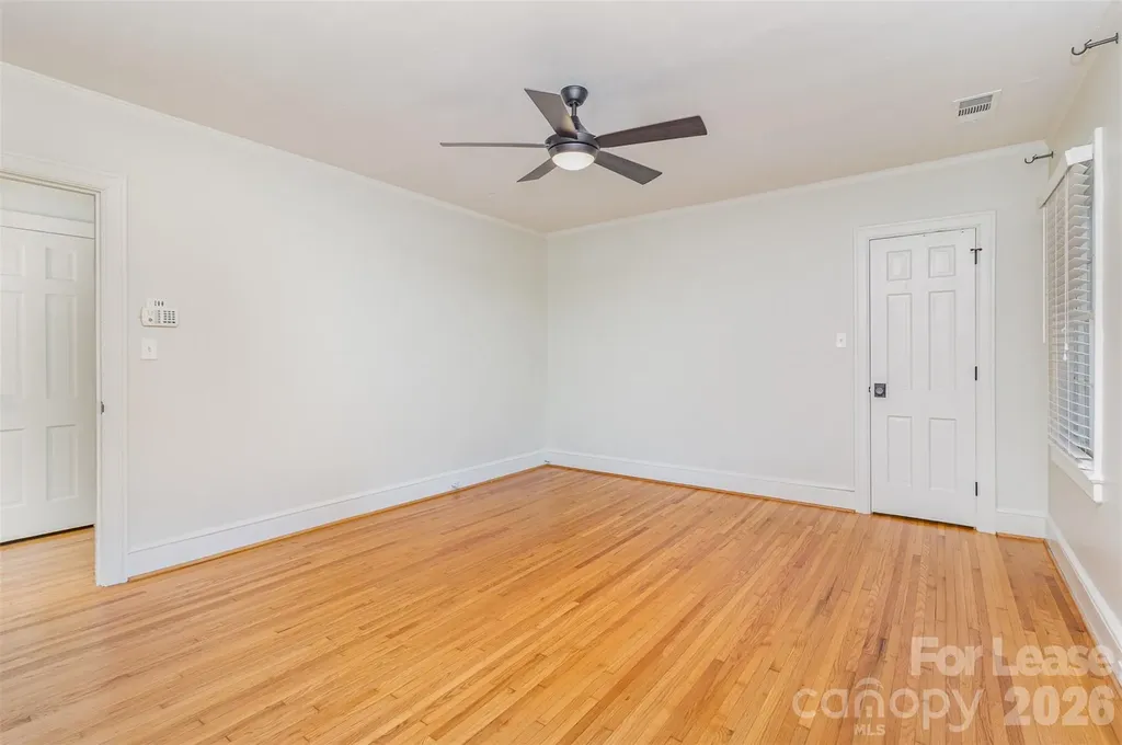 2240 Roswell Avenue Charlotte NC 28207