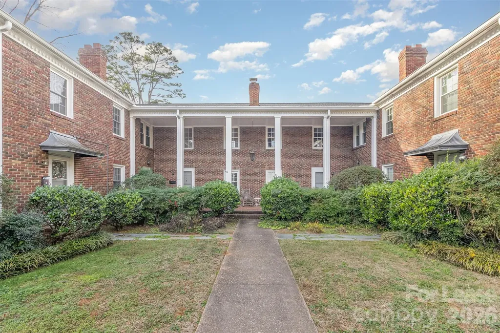 2240 Roswell Avenue Charlotte NC 28207