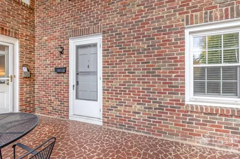 2240 Roswell Avenue Charlotte NC 28207