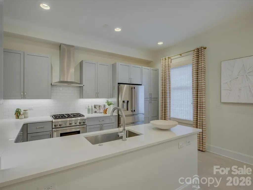335 E Tremont Avenue Charlotte NC 28203