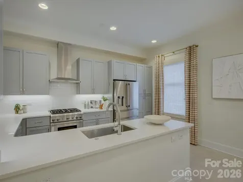 335 E Tremont Avenue Charlotte NC 28203