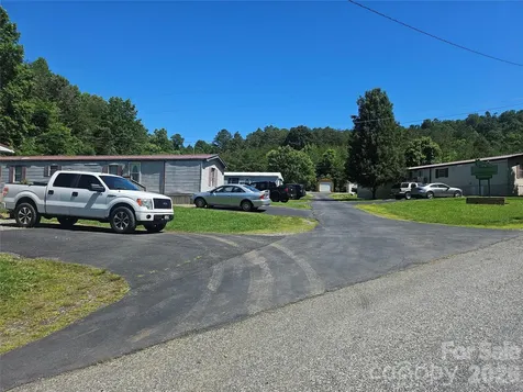 8 Mountain View Road Weaverville NC 28787