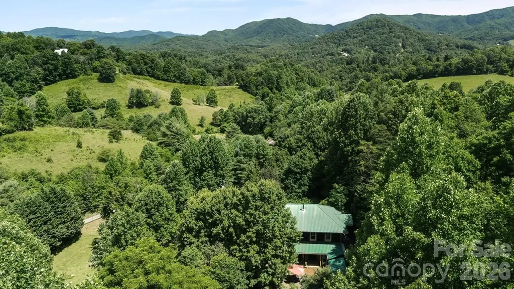 128 Barnet Mountain Drive Marshall NC 28753