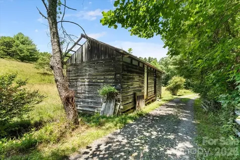 128 Barnet Mountain Drive Marshall NC 28753