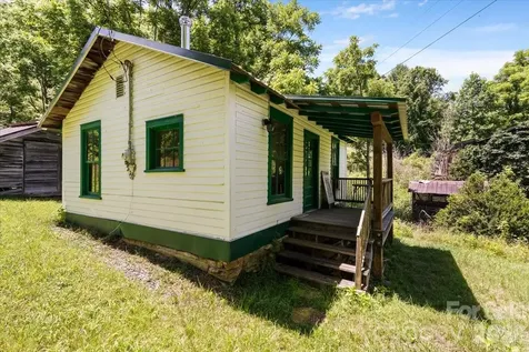 128 Barnet Mountain Drive Marshall NC 28753