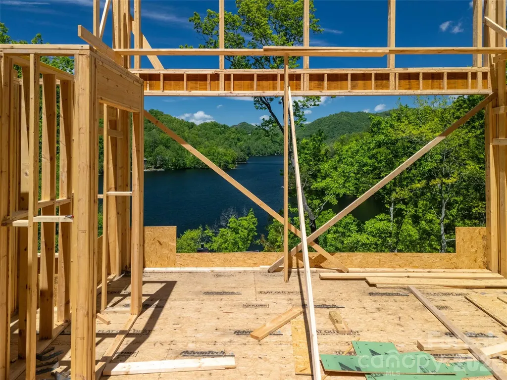 670 Southshore Drive Tuckasegee NC 28783