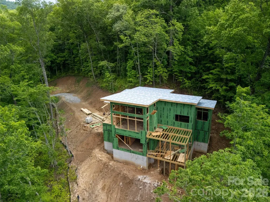 670 Southshore Drive Tuckasegee NC 28783