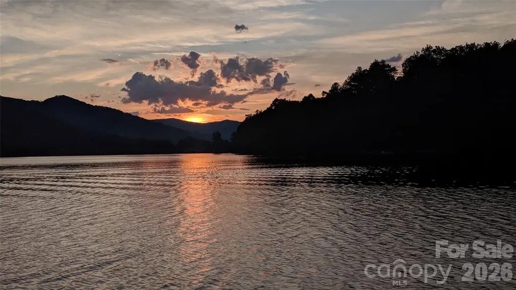 670 Southshore Drive Tuckasegee NC 28783