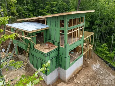 670 Southshore Drive Tuckasegee NC 28783