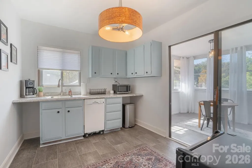 10 Washington Avenue Asheville NC 28804