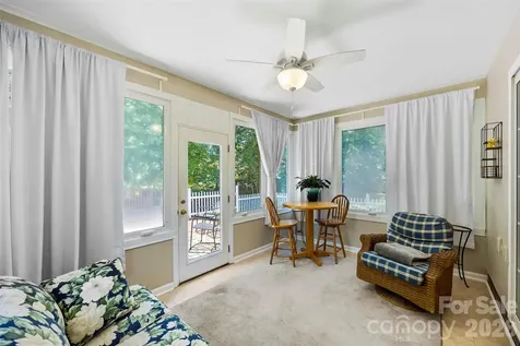 4286 Timberwood Drive Gastonia NC 28056